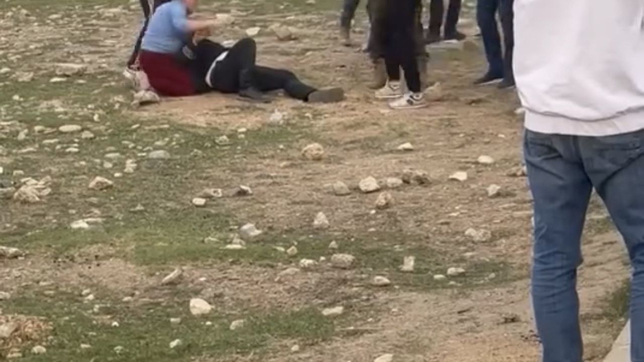 Siirt'te silahlı kavga: Abdurrahman Kavak Caddesi'nde 2 kişi yaralandı