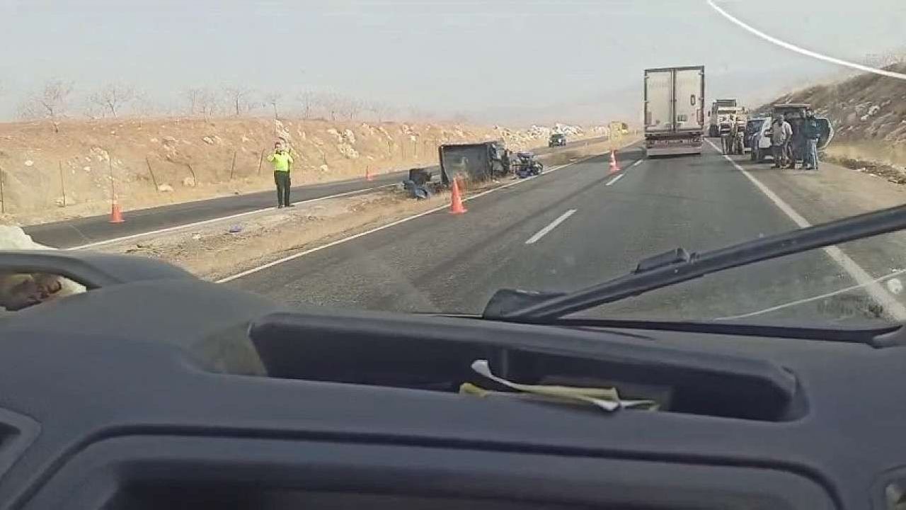 Siirt'te tarım aracı 'patpat' devrildi: sürücü ağır yaralandı
