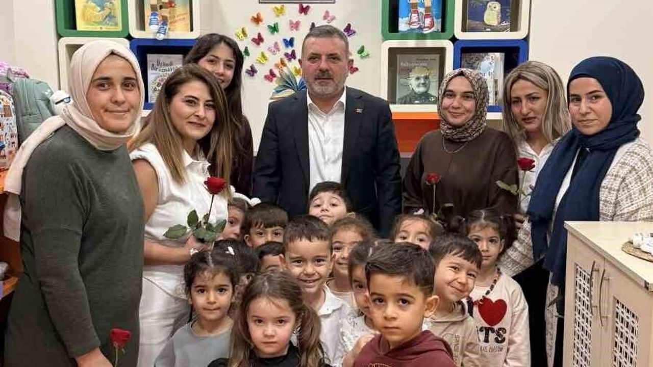 Sincan Belediye Başkanı Murat Ercan'dan 24 Kasım Öğretmenler Günü ziyareti