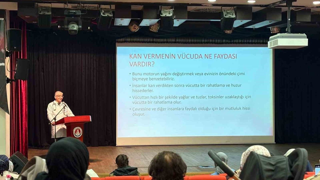 Sincan Belediyesi Kızılay Haftası'nda Kan Bağışı Farkındalığı Semineri Düzenledi