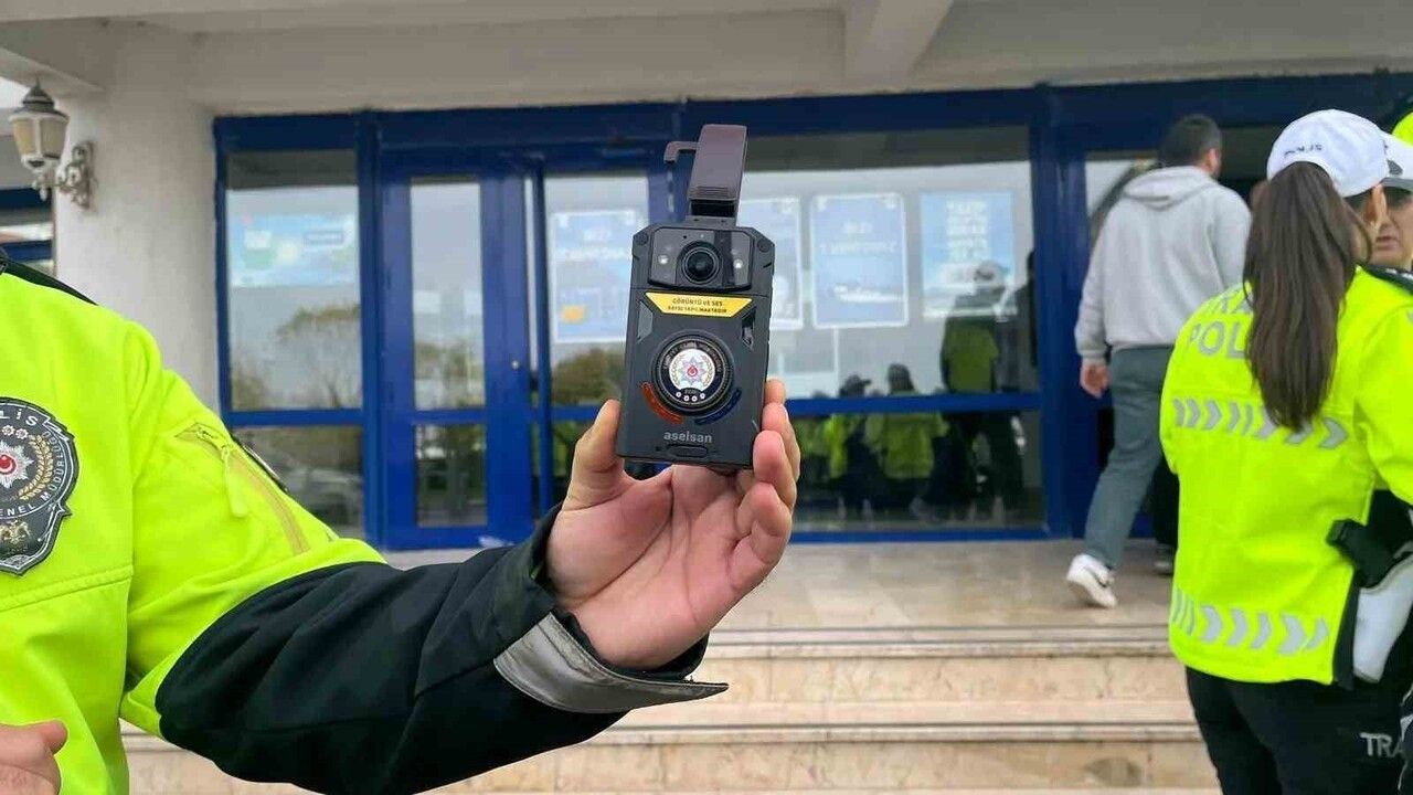 Sinop’ta 116 ASELSAN yaka kamerası trafik polislerine teslim edildi