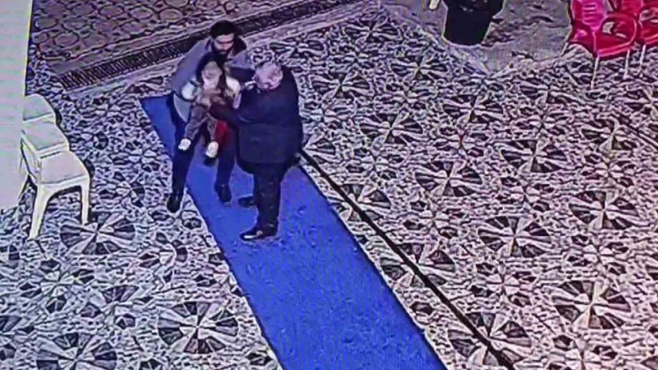 Şırnak'ta düğünde boğazına şeker kaçan 5 yaşındaki çocuk, gazetecinin Heimlich manevrasıyla kurtarıldı