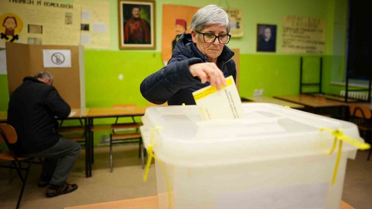 Sırp Cumhuriyeti'nde erken başkanlık seçimi: Dodik'in halefi sandıkta