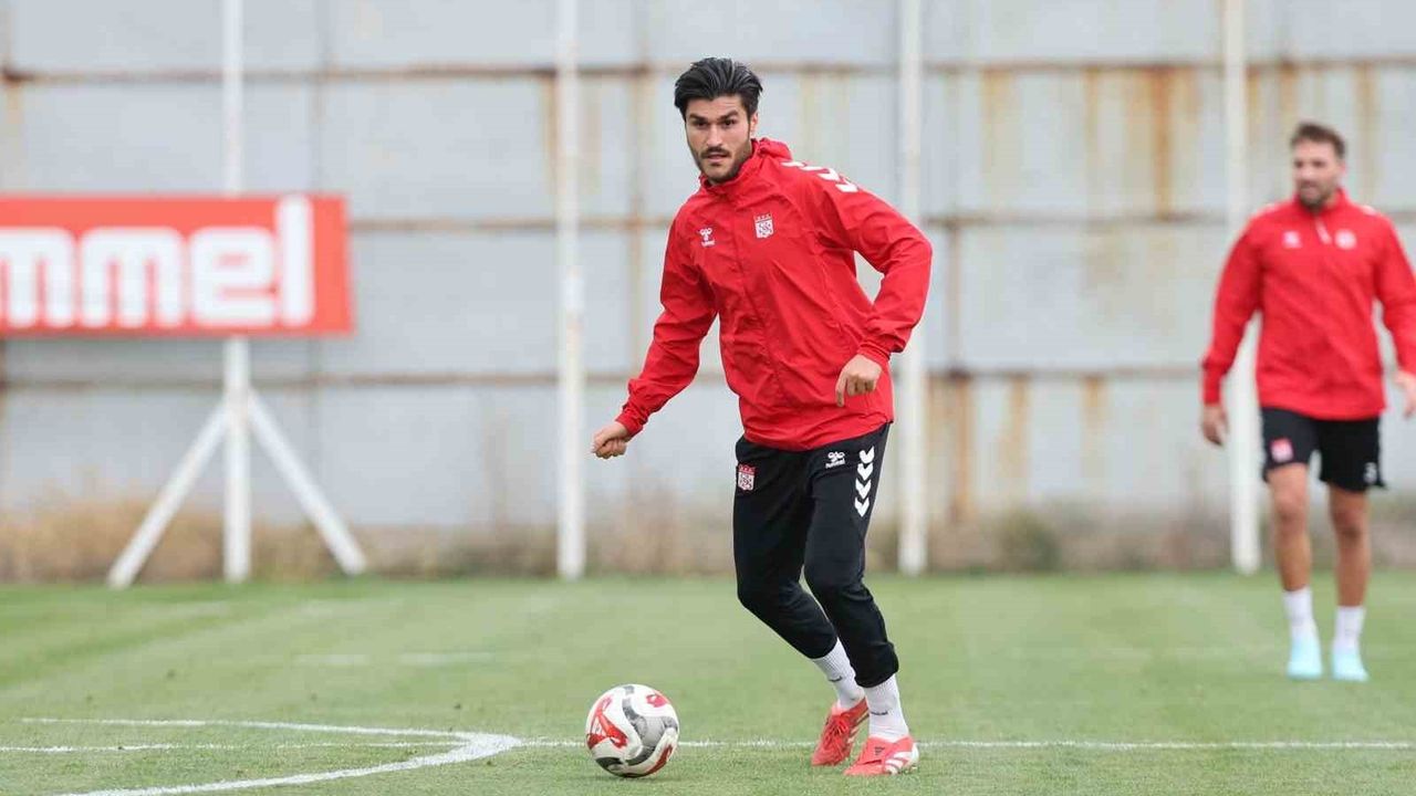 Sivasspor, Esenler Erokspor maçına tesislerdeki antrenmanla hazırlanıyor