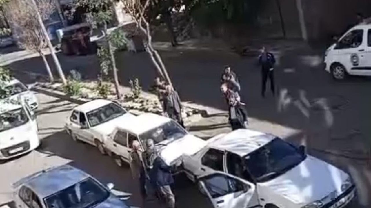 Siverek'te cep telefonu kamerasına yansıyan iki olay: kazada sürüklenme ve tarlada at düşmesi