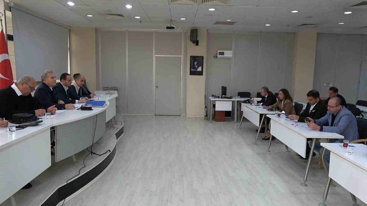 Söke Belediyesi'nin 3 yıllık maaş promosyon ihalesi Halk Bankası'na verildi