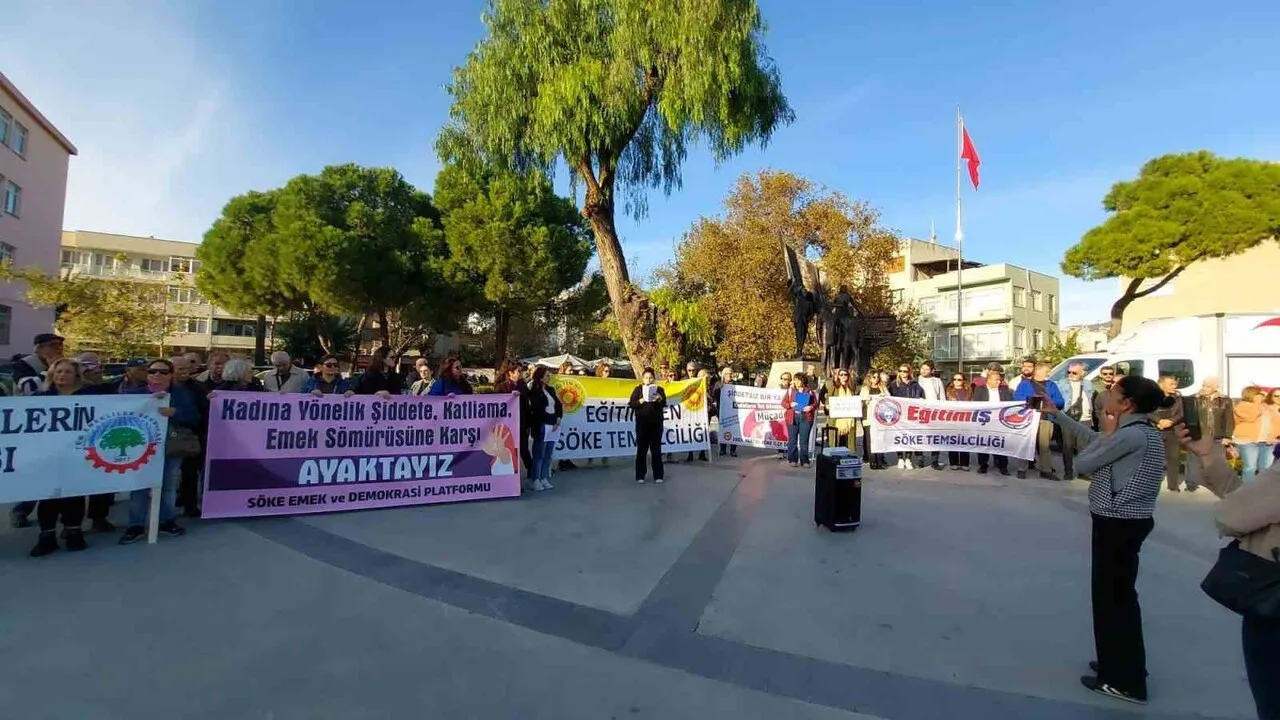 Söke'de 25 Kasım için Kadına Yönelik Şiddete Karşı Farkındalık Yürüyüşü