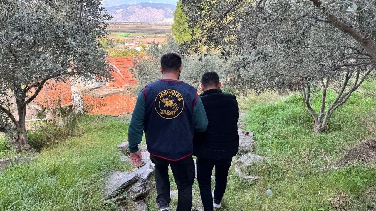 Söke’de firari şüpheli ormanlık alandaki metruk binada yakalandı