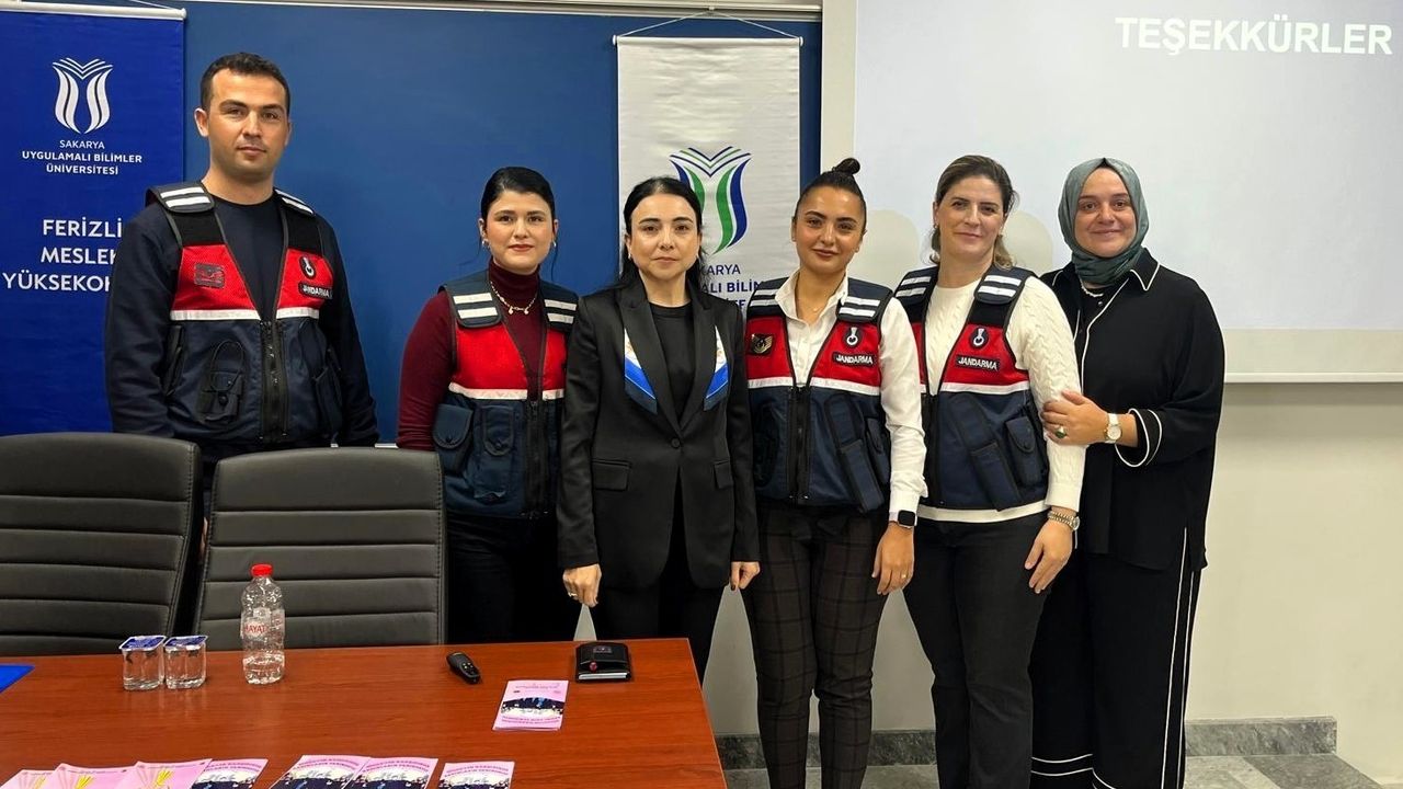 SUBÜ Ferizli MYO’da jandarma tarafından güvenlik ve farkındalık eğitimi