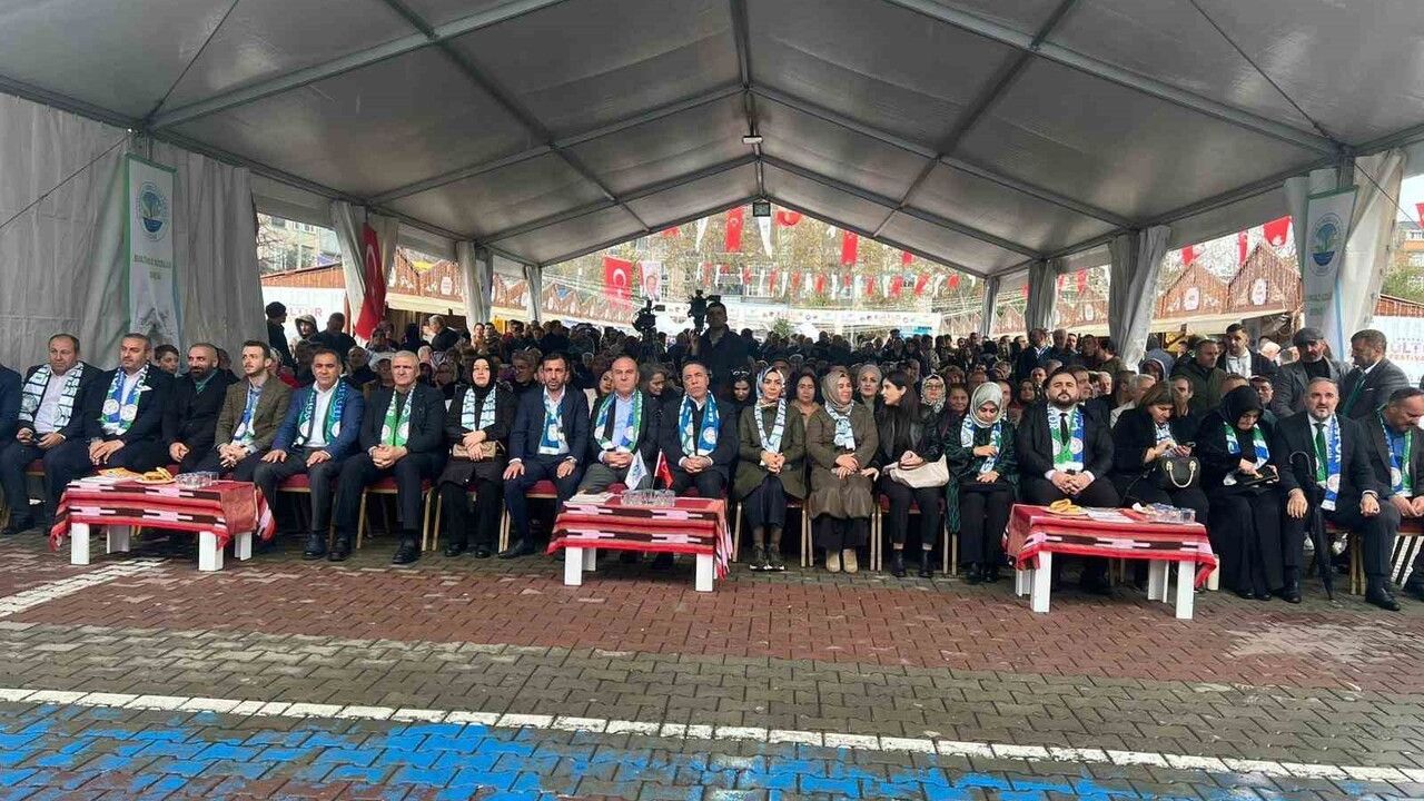 Sultangazi’de 8. Hamsi Festivali: Tonlarca Hamsi ve Karadeniz Coşkusu