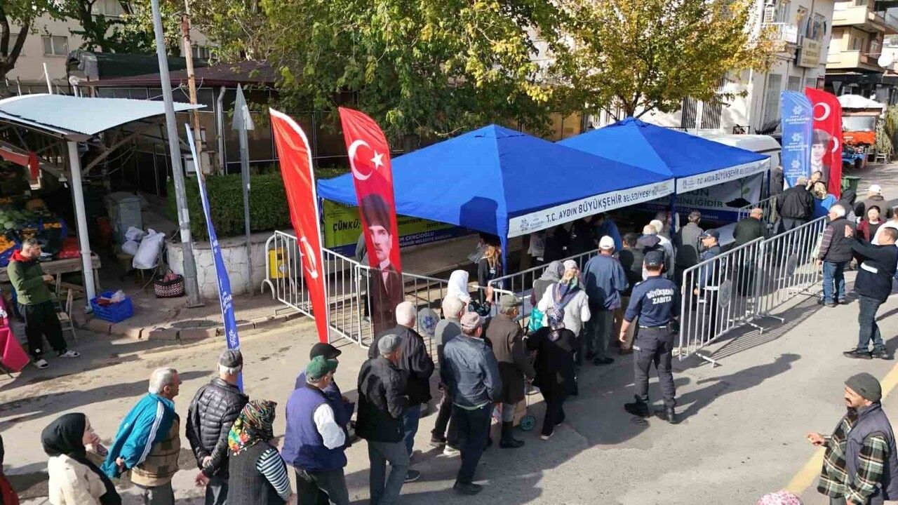 Sultanhisar'da Ata Tohumlarından Üretilen Kışlık Fideler Vatandaşlara Dağıtıldı