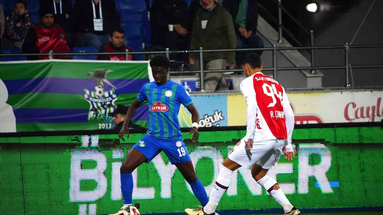 Süper Lig 11. Hafta: Fenerbahçe derbiden galip ayrıldı, Galatasaray-Trabzonspor 0-0 berabere