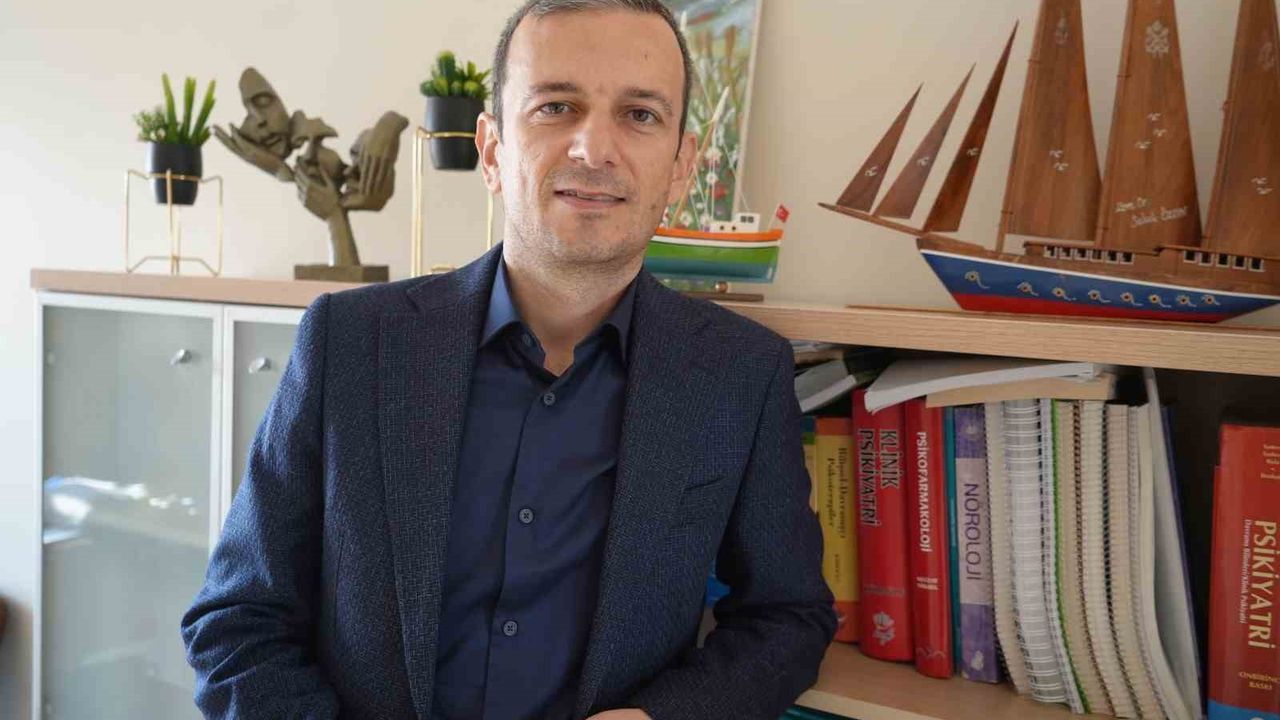 Sürekli 'mükemmel hayat' paylaşımları özgüven ve ruh sağlığını zedeleyebilir