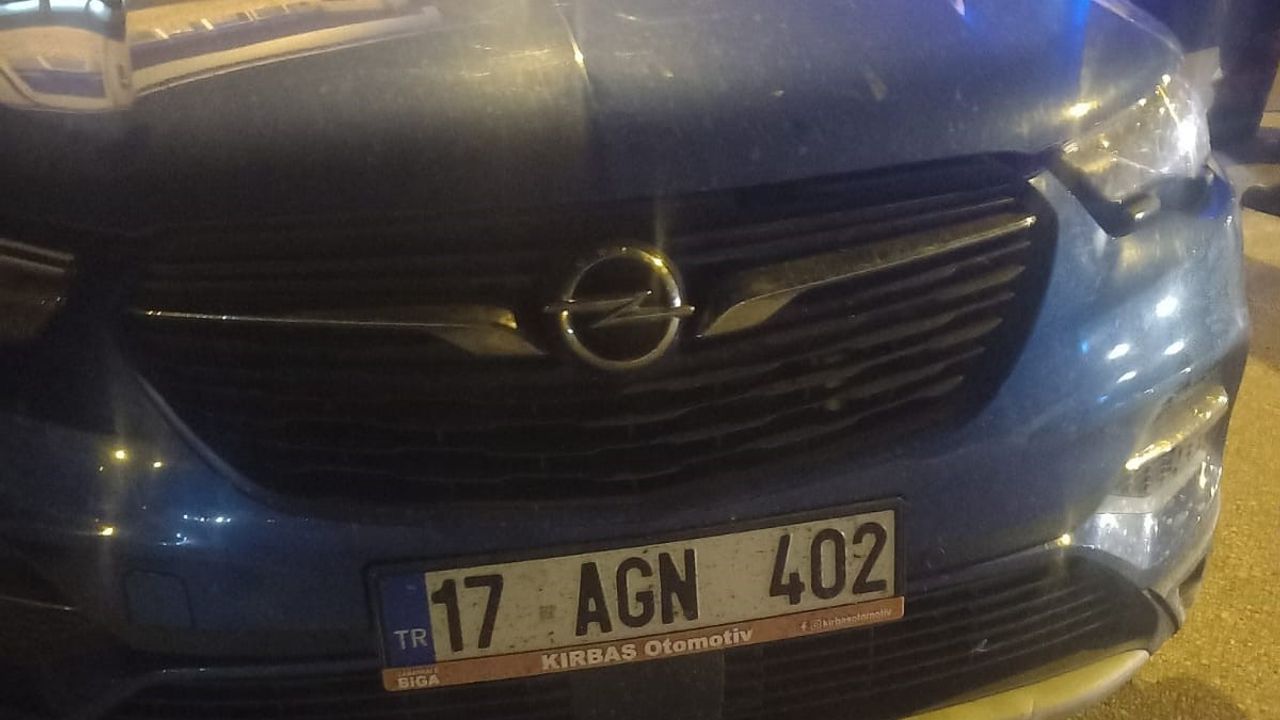 Susurluk-Bandırma Karayolu'nda Otomobil ile Tır Çarpıştı: 1 Ölü, 1 Yaralı