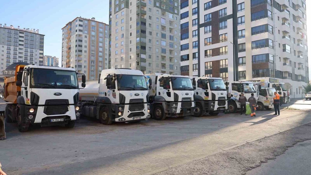 Talas Belediyesi'nin 'Belediye Mahallemizde' Uygulaması Mevlana Mahallesi'nde