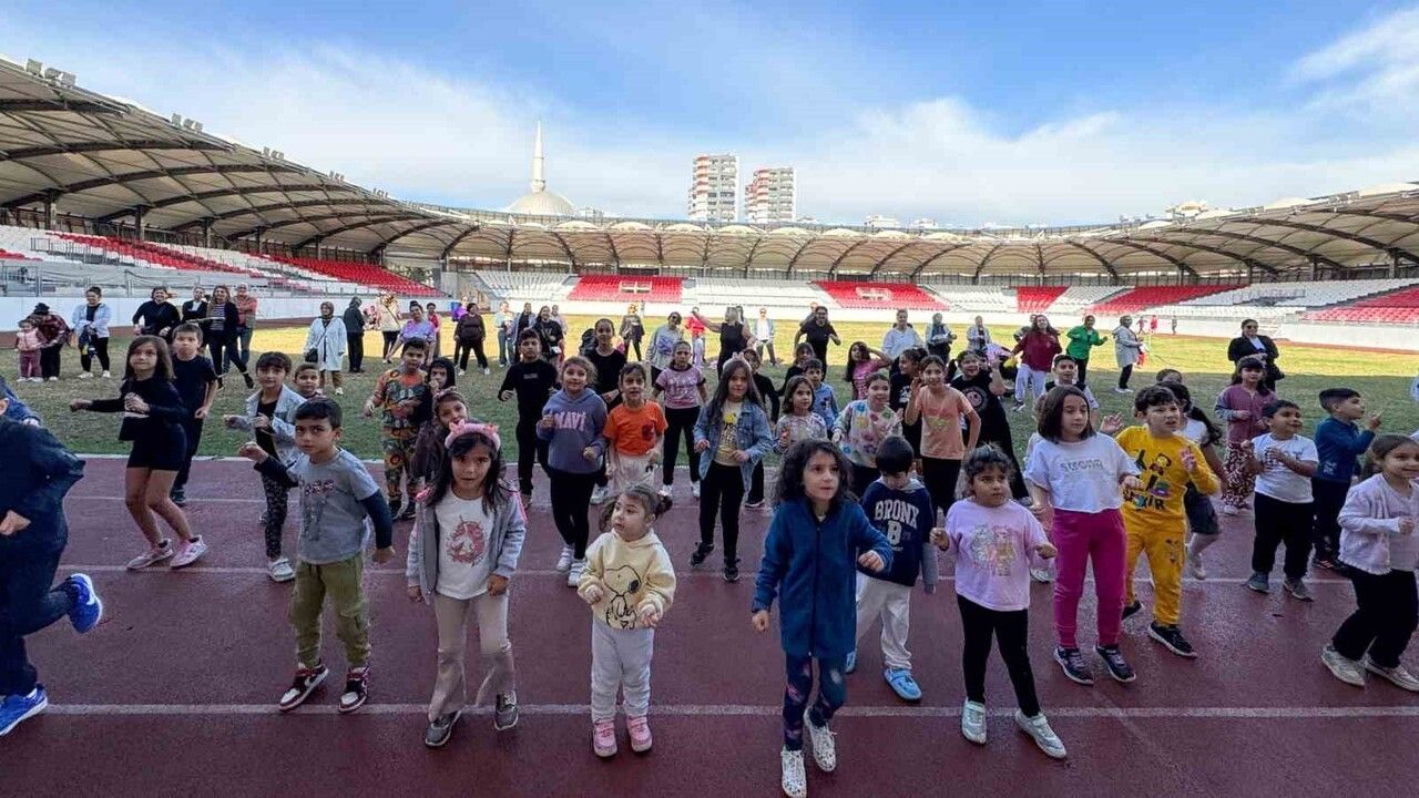 Tarsus'ta Zumba Kids: Ara Tatilde Çocuklara Hareketli Bir Gün