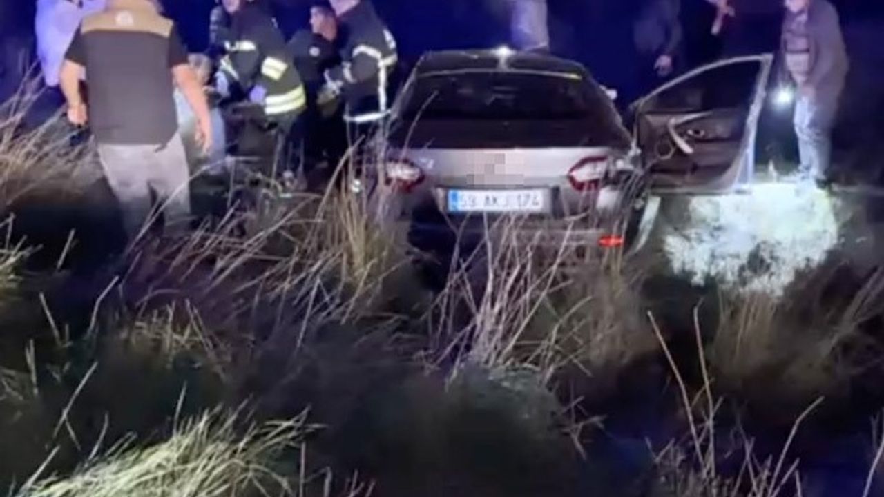 Tekirdağ Çerkezköy'de otomobil şarampole yuvarlandı: 1 ölü, 1 yaralı