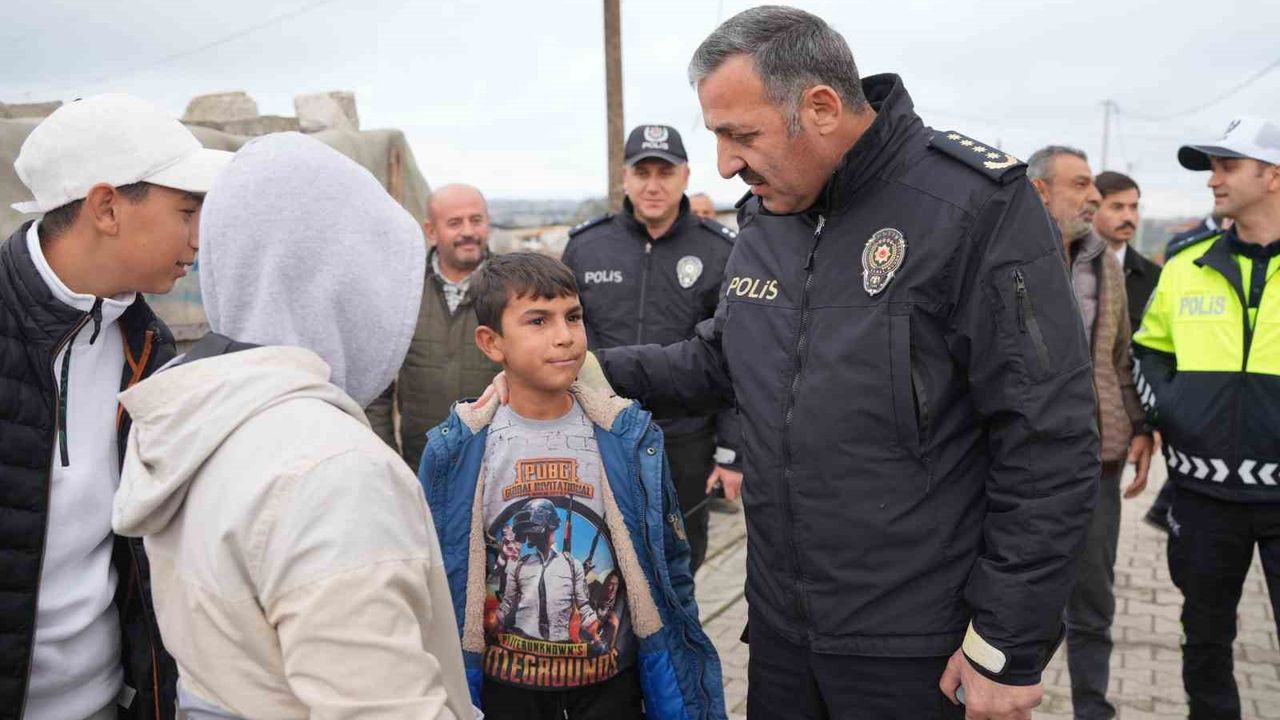 Tekirdağ Emniyeti Ayaspaşa Mahallesi'nde Vatandaşlarla Buluştu