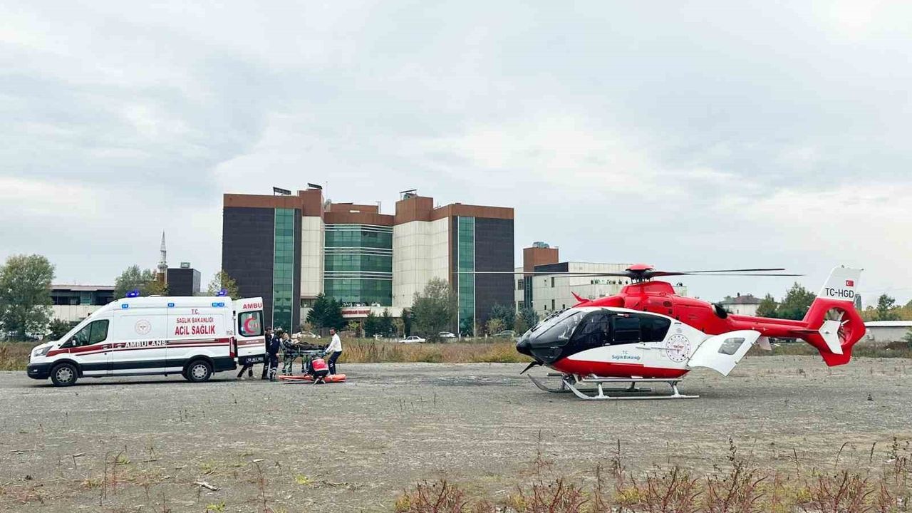 Terme’de yeni helikopter iniş alanı kalp pili gereken 73 yaşındaki hastanın Samsun’a hızlı naklini sağladı