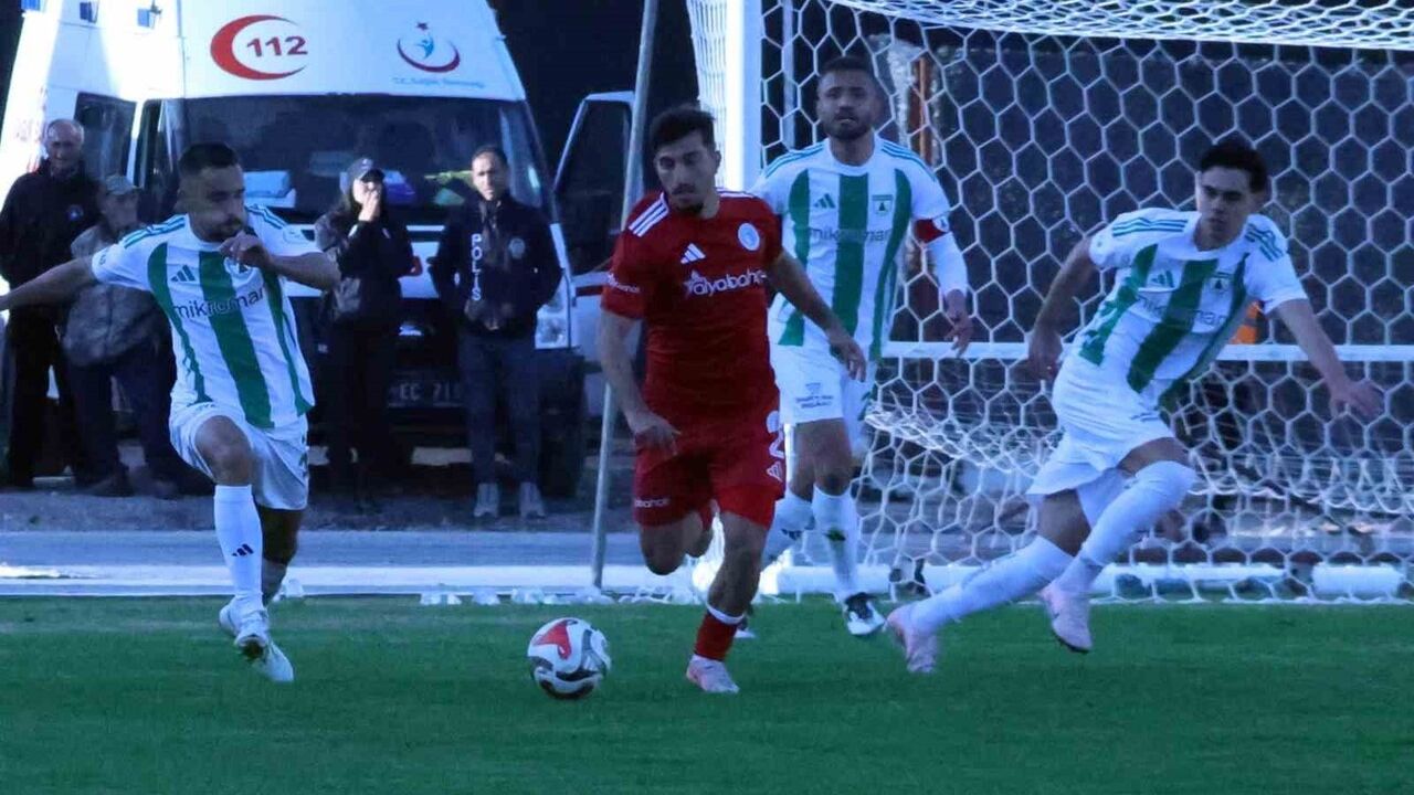 TFF 2. Lig Beyaz Grup: Muğlaspor 1-0 Beyoğlu Yeni Çarşıspor