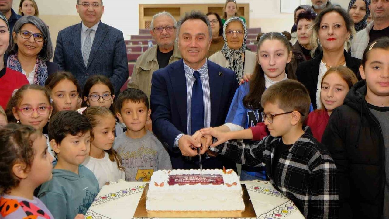 TOGÜ'de öğrenciler için glütensiz üretim eğitimi — 'Çölyak farkındalığı: Herkes için ekmek' etkinliği