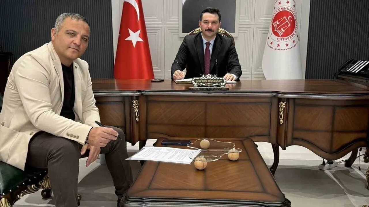 Tokat'ta Adliye Personeline 68 Dairelik 4+1 Lojman Sözleşmesi İmzalandı