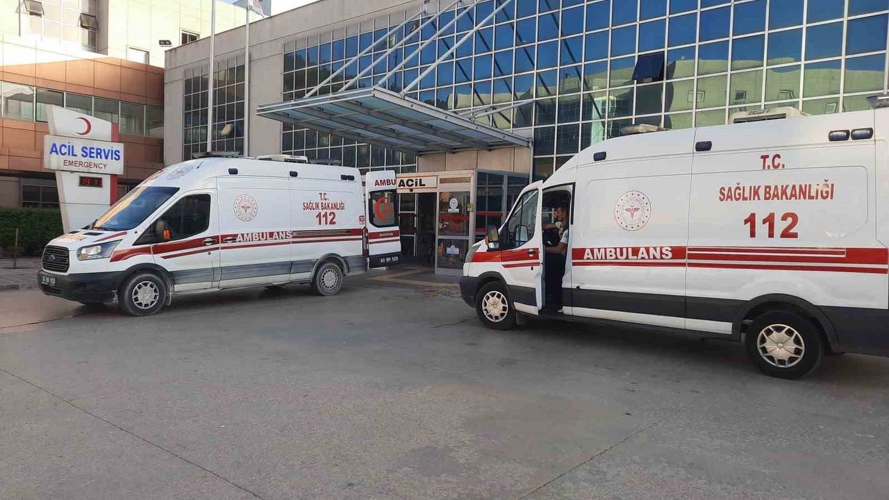 Tokat’ta iki kardeş pet şişedeki kimyasalın patlaması sonucu yaralandı