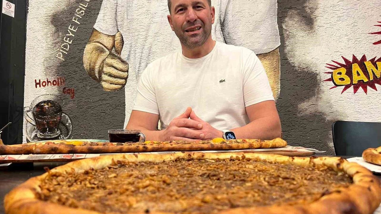 Trabzon pidesi Yomra elmasıyla buluştu: Pide ustası Abdulkadir Bektaş'tan elmalı pide