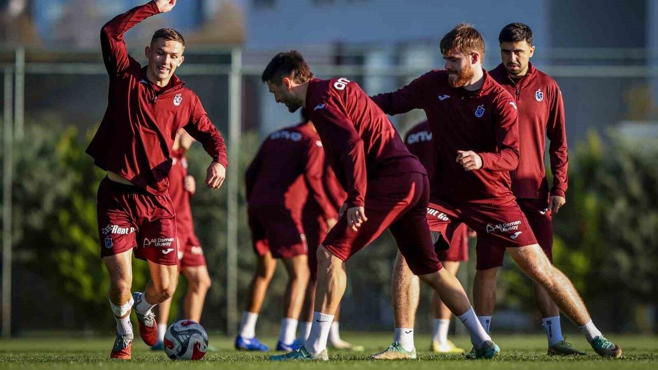 Trabzonspor’da Batagov’un raporları temiz çıktı, Başakşehir maçı öncesi antrenmanlara döndü