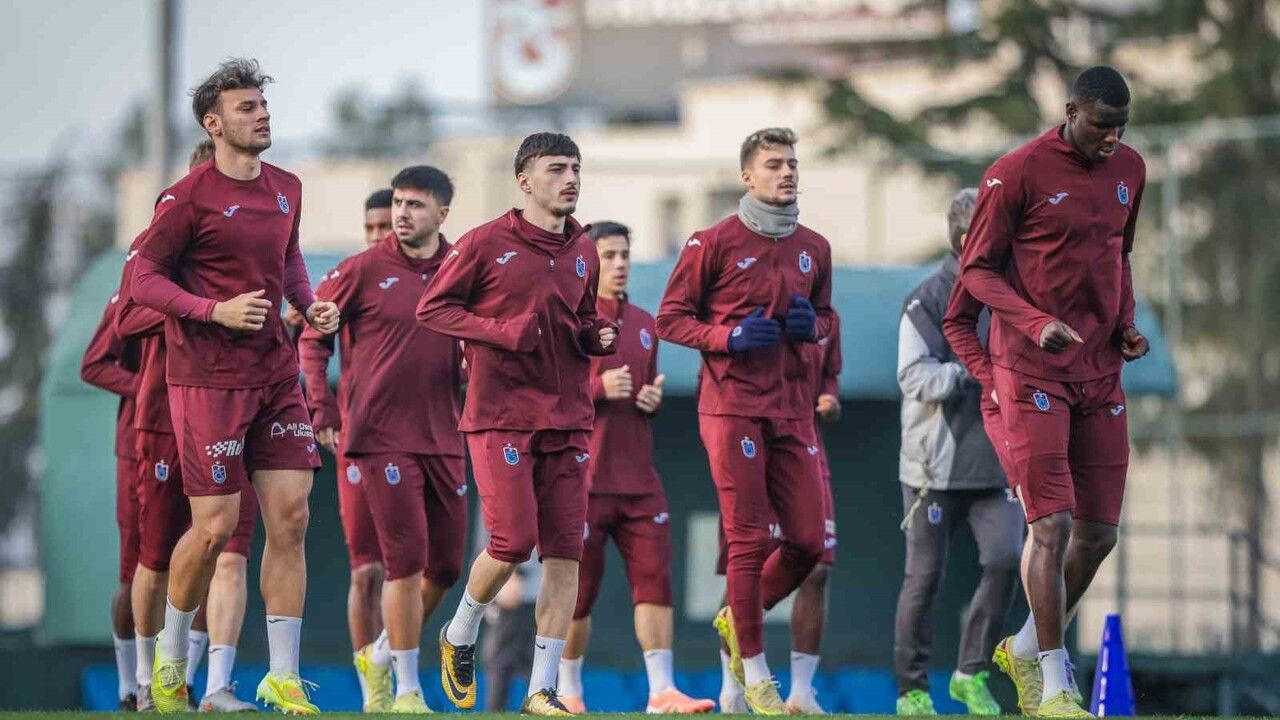 Trabzonspor ile Konyaspor ligde 49. randevuda