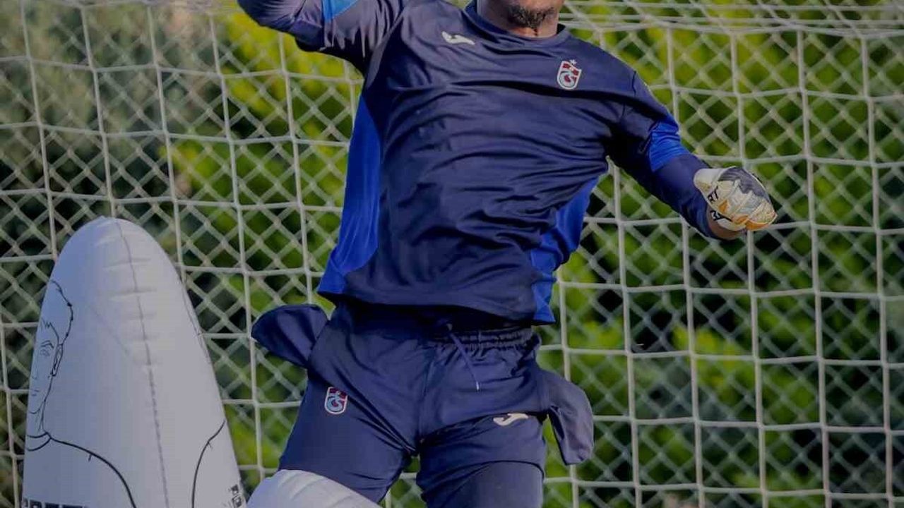 Trabzonspor, RAMS Başakşehir maçı hazırlıklarını Mehmet Ali Yılmaz Tesisleri'nde sürdürdü