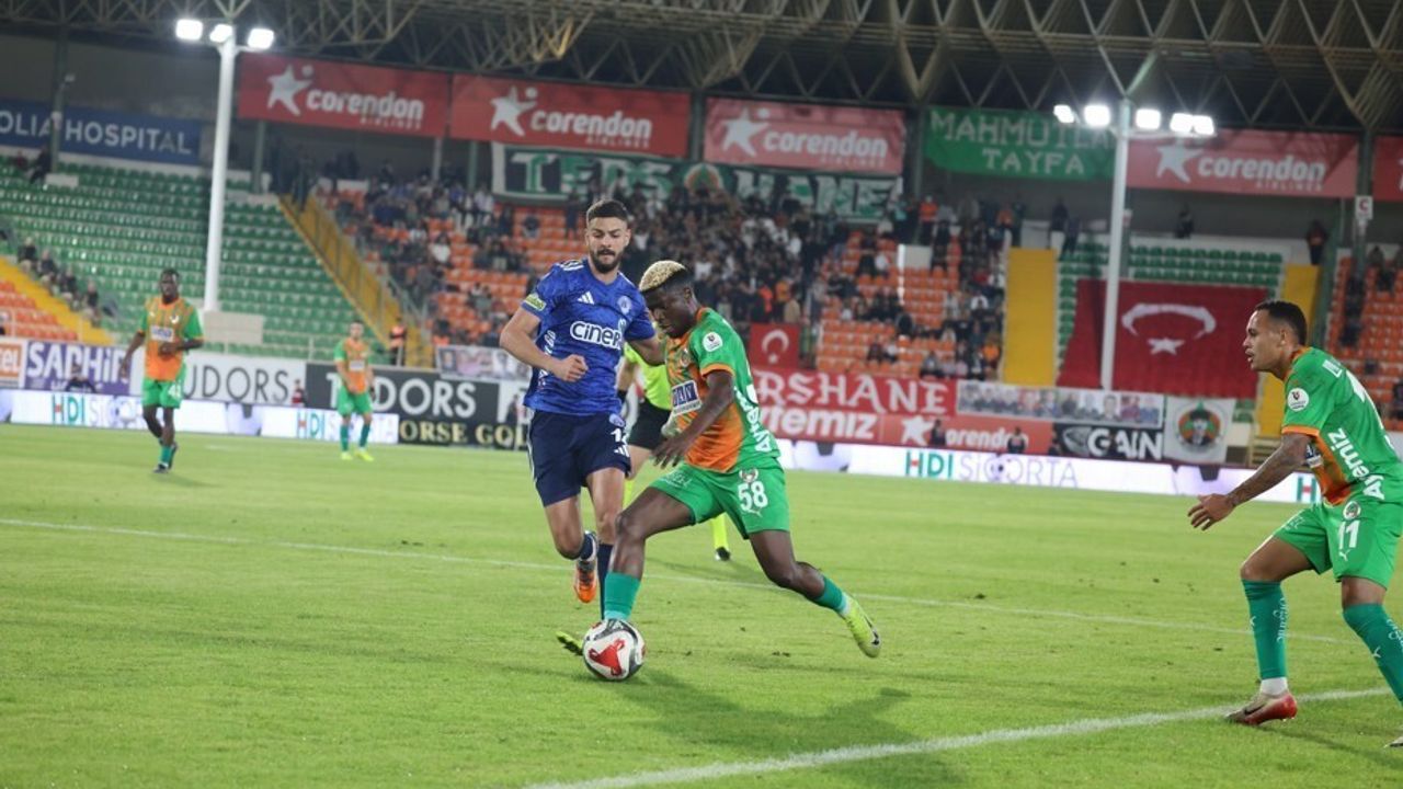 Trendyol Süper Lig: Alanyaspor 1-2 Kasımpaşa — 13. hafta maç sonucu