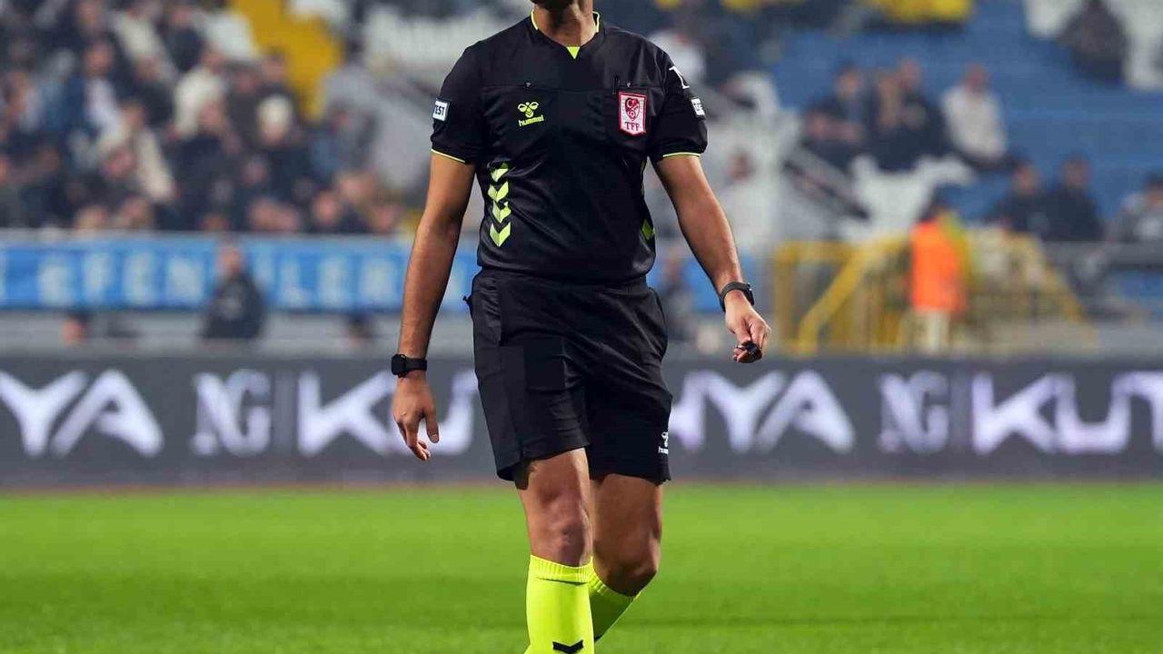 Trendyol Süper Lig: Eyüpspor 0-0 Antalyaspor — İlk Yarı Golsüz Tamamlandı