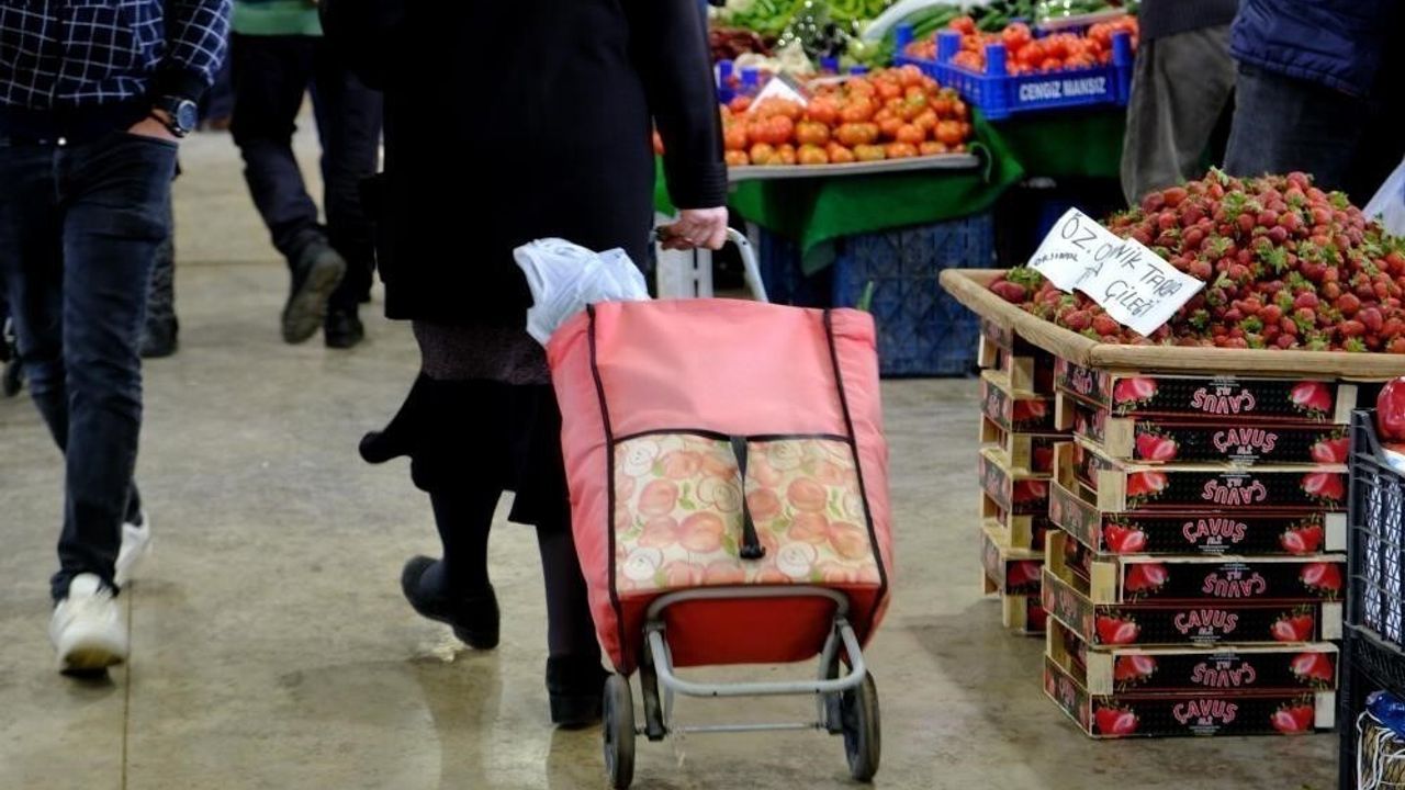 Tüketici Güveni Kasımda Yüzde 1,6 Artarak 85 Seviyesine Yükseldi