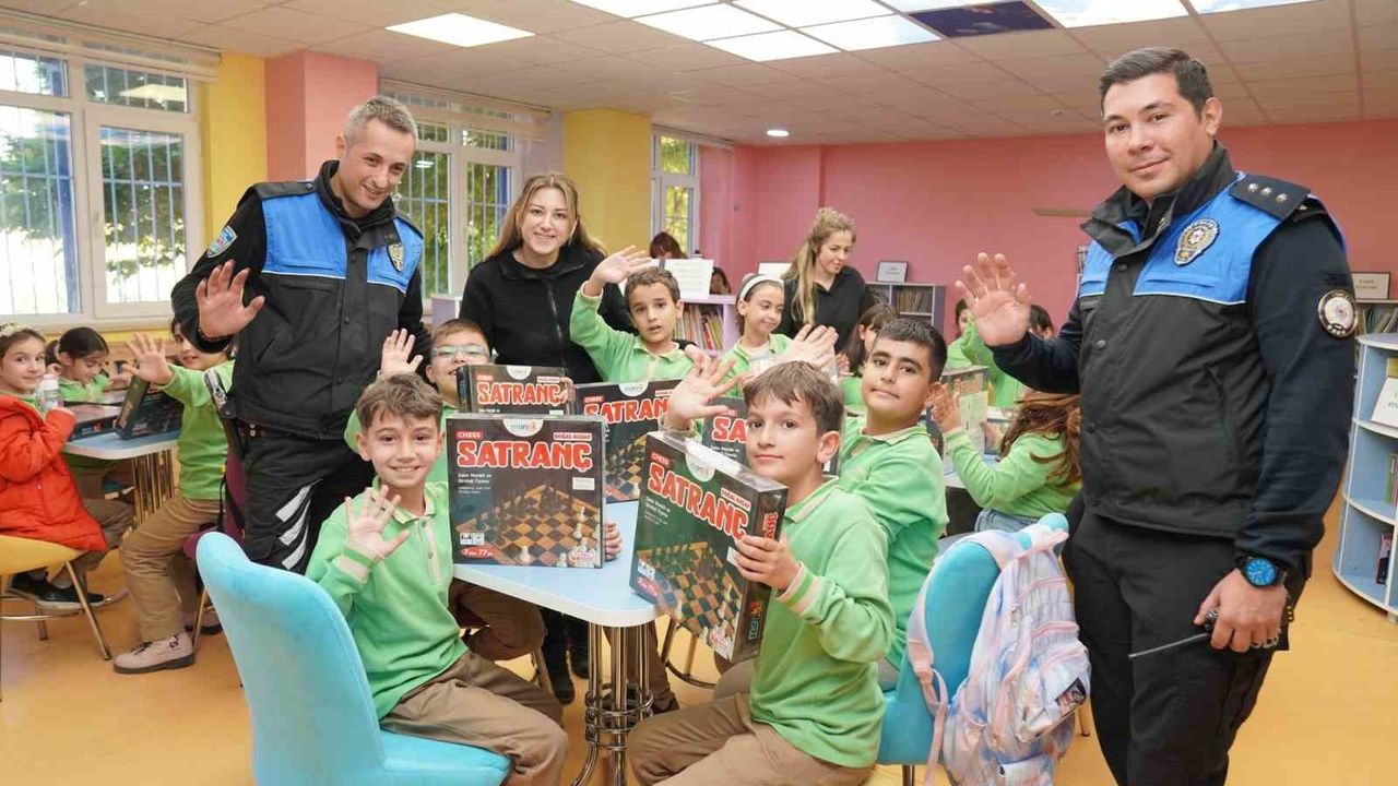 Tunceli Emniyeti okullarda 5 dalda kurs açtı; 85 öğrenci için piknik düzenlendi