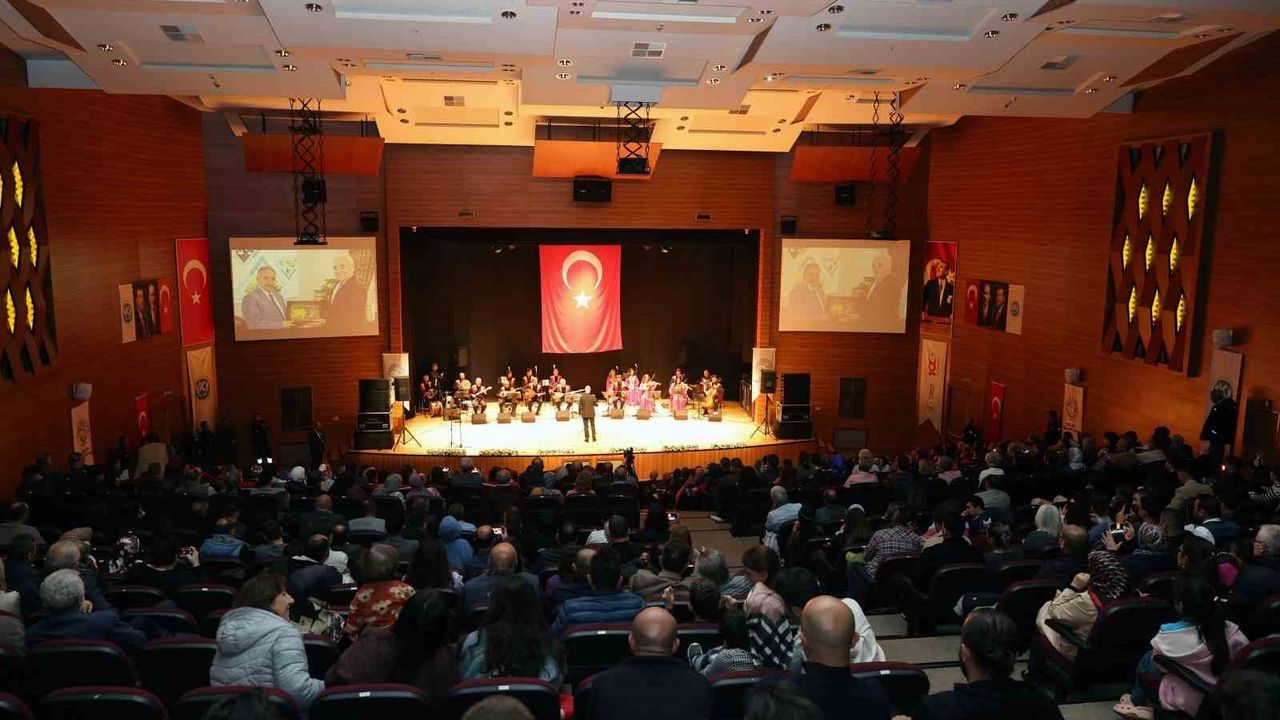 Türk Dünyası Yazar ve Şairler Buluşması Talas’ta Müzik ve Dansla Sona Erdi