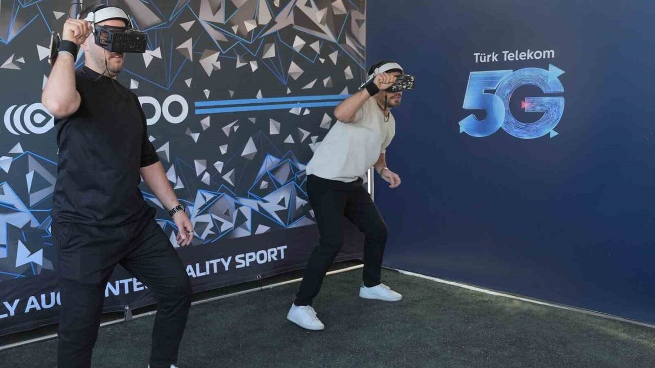 Türk Telekom’un Selfy markası Selfyfest’25 ile 7 üniversitede 5G deneyimini sundu