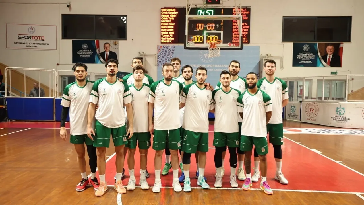 Türkiye Basketbol Ligi 12. Hafta: Kocaeli BŞB Kağıtspor 67-74 OGM Ormanspor