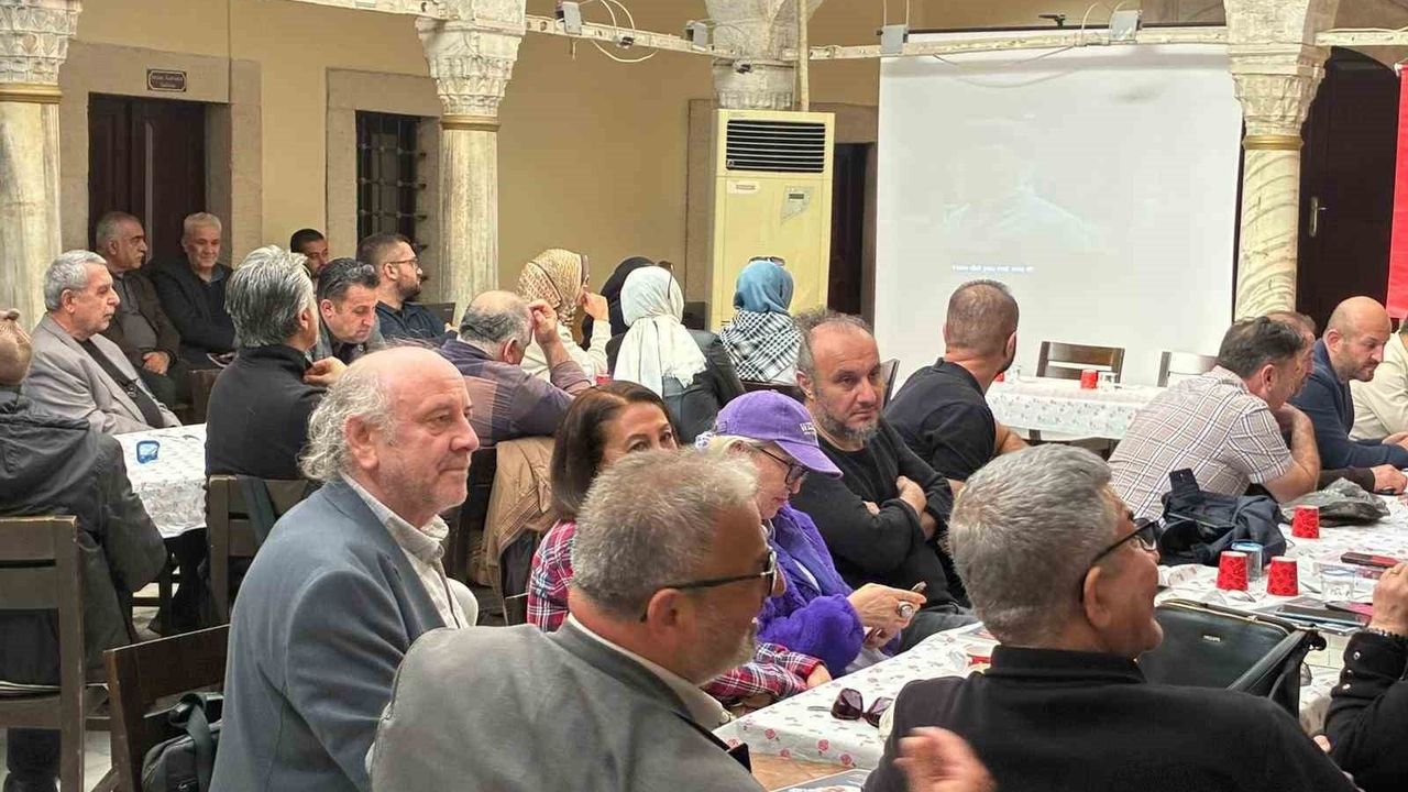 TYB İstanbul Şubesi, Yazar Recep Seyhan'i Kur’an-ı Kerim tilavetiyle andı