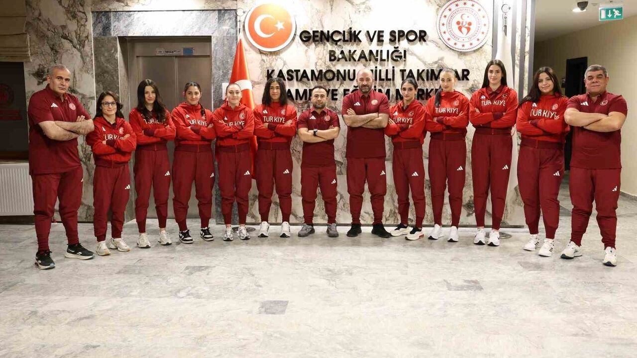 U23 Milli Takımları Budapeşte’de: 23-30 Kasım U23 Avrupa Boks Şampiyonası için hazır