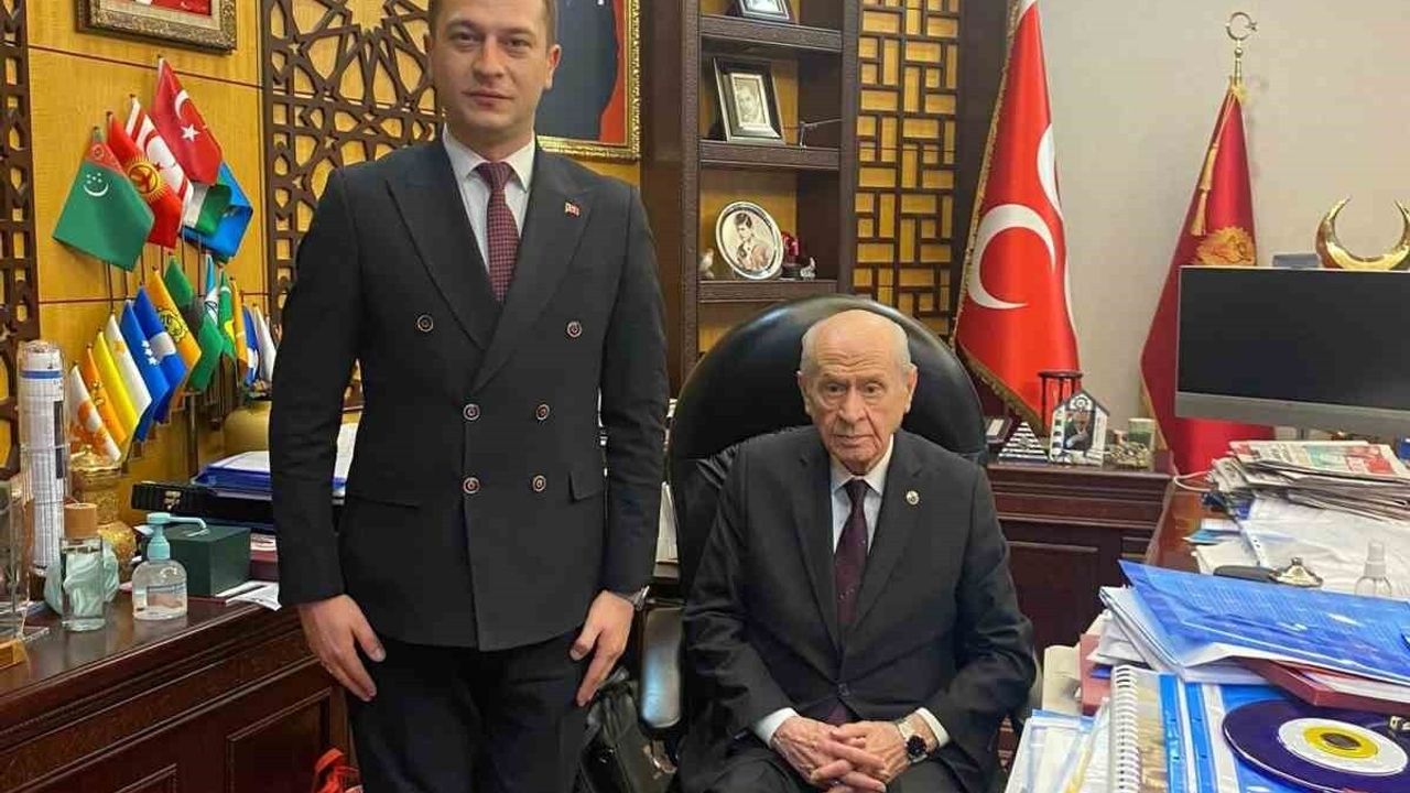 Ülkü Ocakları Kütahya Başkanı İlker Bükni Ankara'da Bahçeli ve Ahmet Yiğit Yıldırım'ı Ziyaret Etti