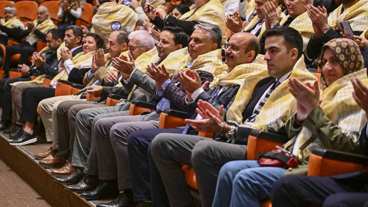 Ümit Uysal: "Yörük kültürü yerelden evrensele bizi geleceğe taşıyacak bir değerdir"