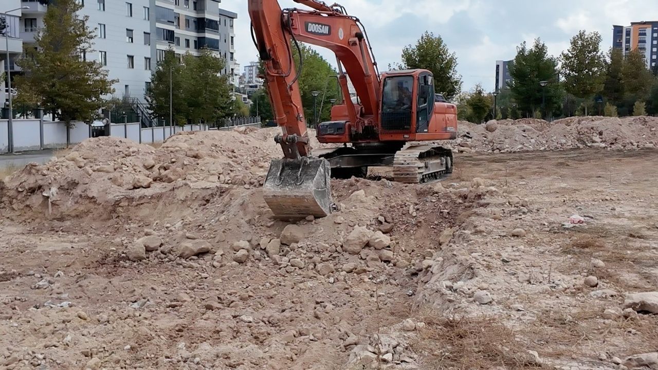 Umut Yılmaz, Şehitkamil’de hayırsever destekli projeleri yerinde inceledi