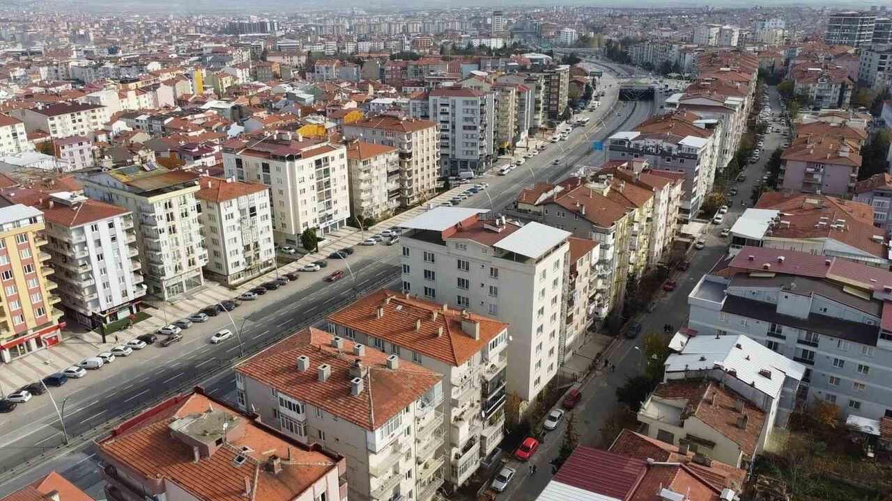 Uşak'ta konut satışları Ekim'de 18 adet azalarak 704 oldu