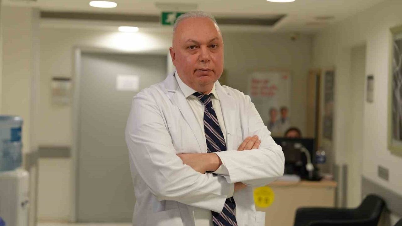 Uzman Uaratısı: Ankilozan Spondilit (Omurga Romatizması) Erken Tanı ve Egzersizle Önlenebilir