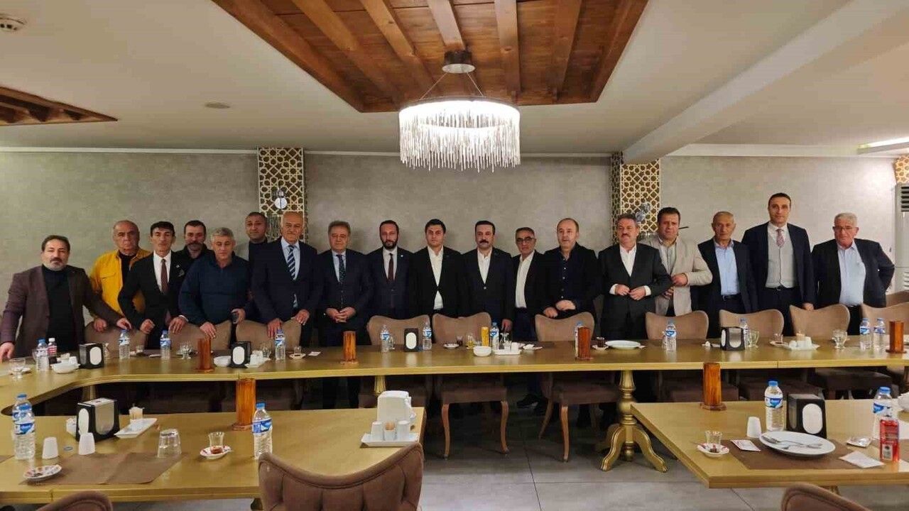 Uzundere ve Tortum'da Yatırım İmkanları Masaya Yatırıldı: Turizm ve Kırsal Kalkınma Öne Çıktı