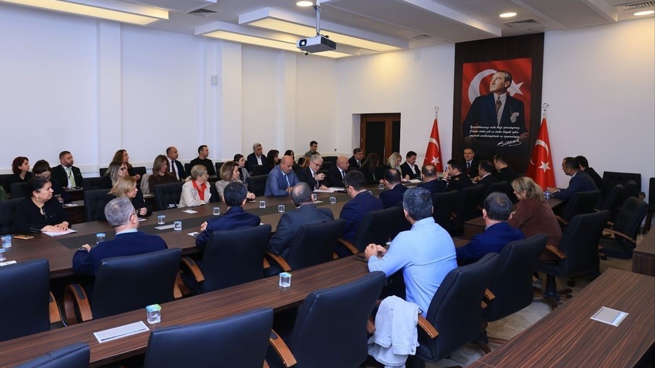 Vali Akbıyık: Muğla'da bağımlılıkla mücadelede kurumsal koordinasyon vurgusu