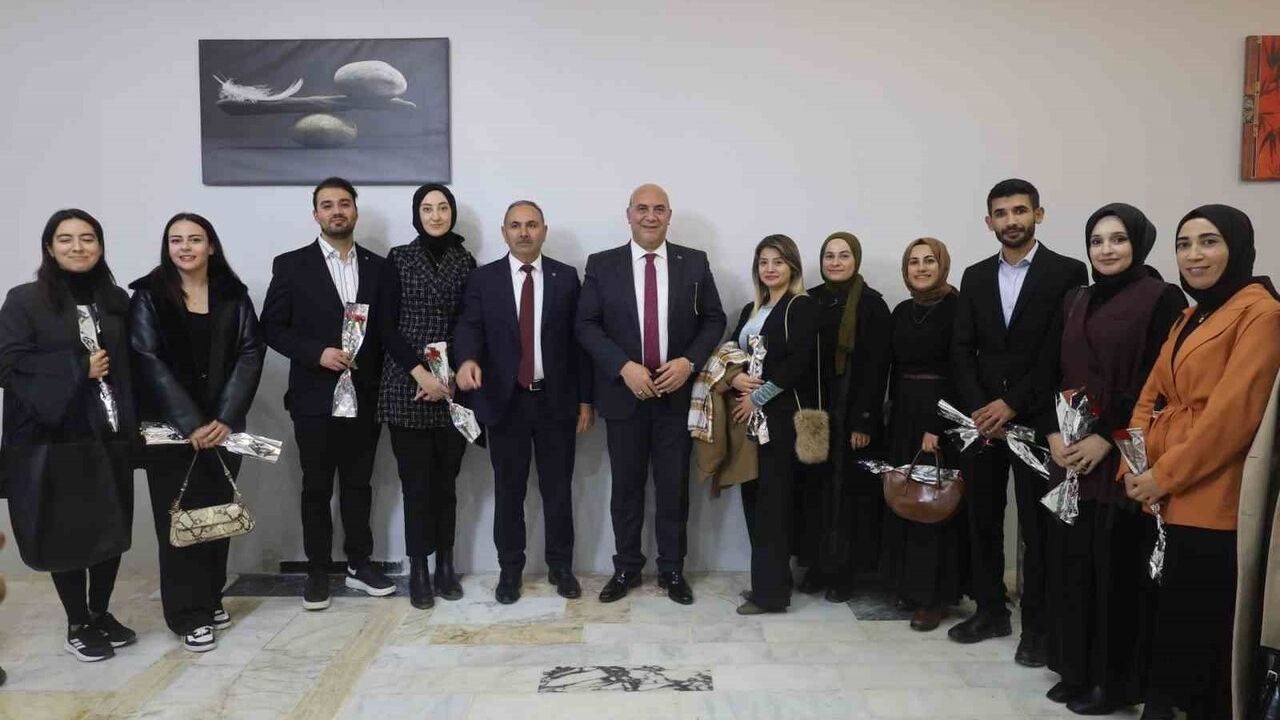 Van'da 24 Kasım Öğretmenler Günü için İl Milli Eğitim Müdürlüğü'nden özel yemek programı