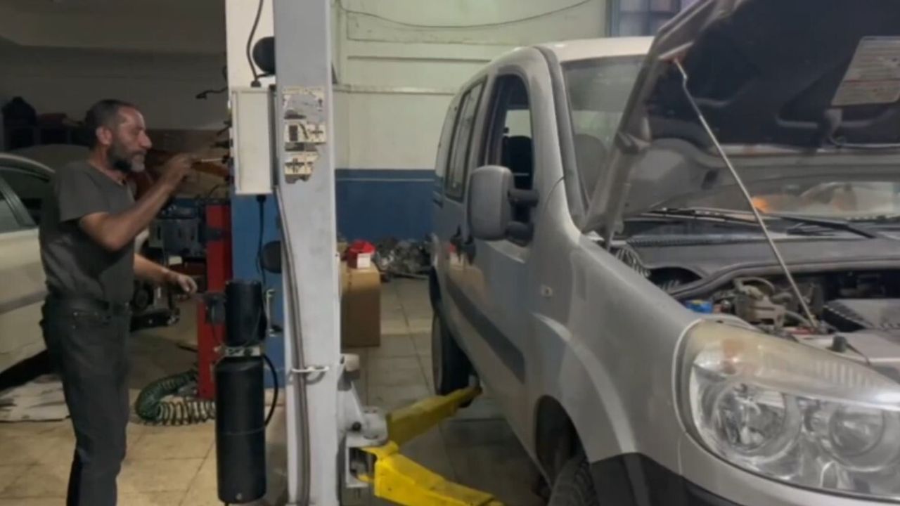 Van Erciş'te oto sanayisinde çırak kıtlığı: Ustalar iş gücünü müşterilerle paylaşıyor