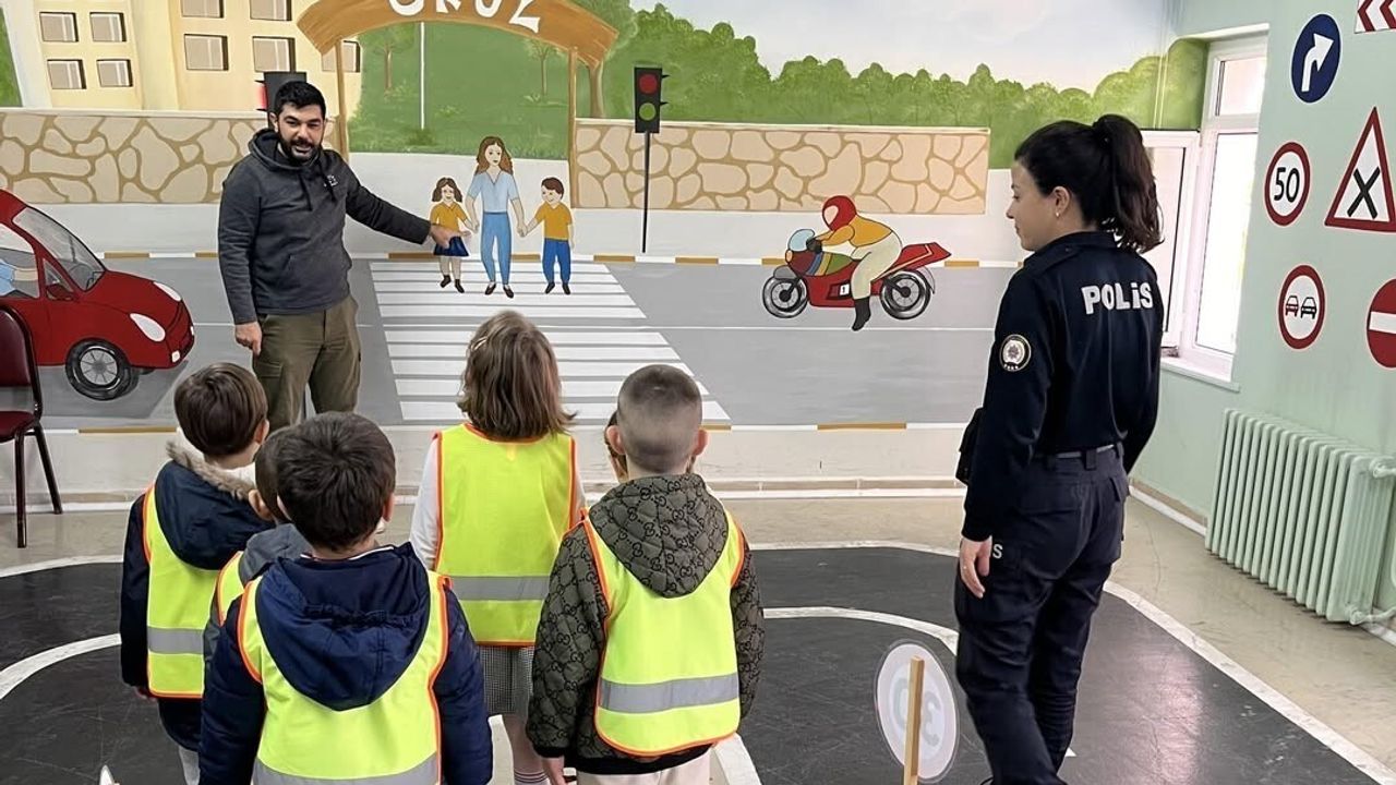 Vize'de Anaokulu Öğrencilerine Uygulamalı Trafik Eğitimi